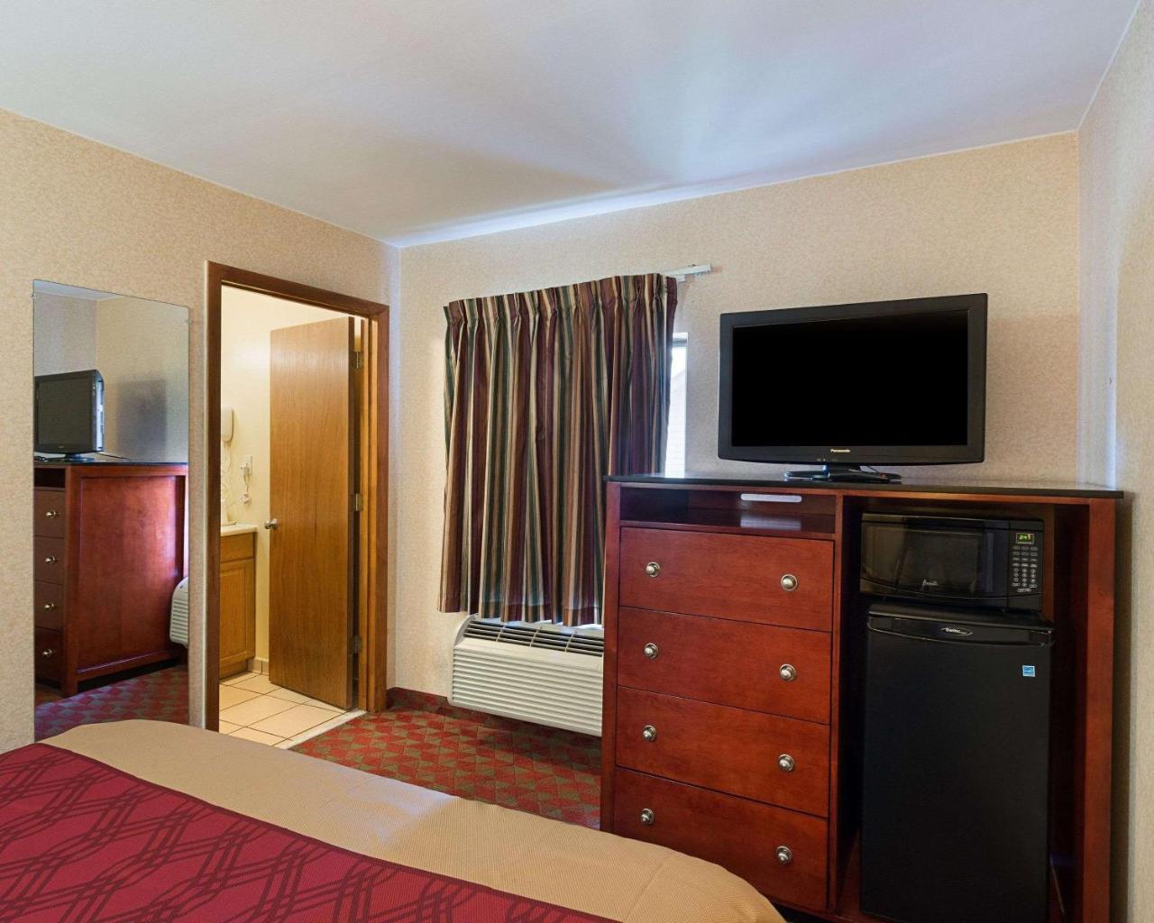 Red Carpet Inn By University Of Maryland College Park Extérieur photo
